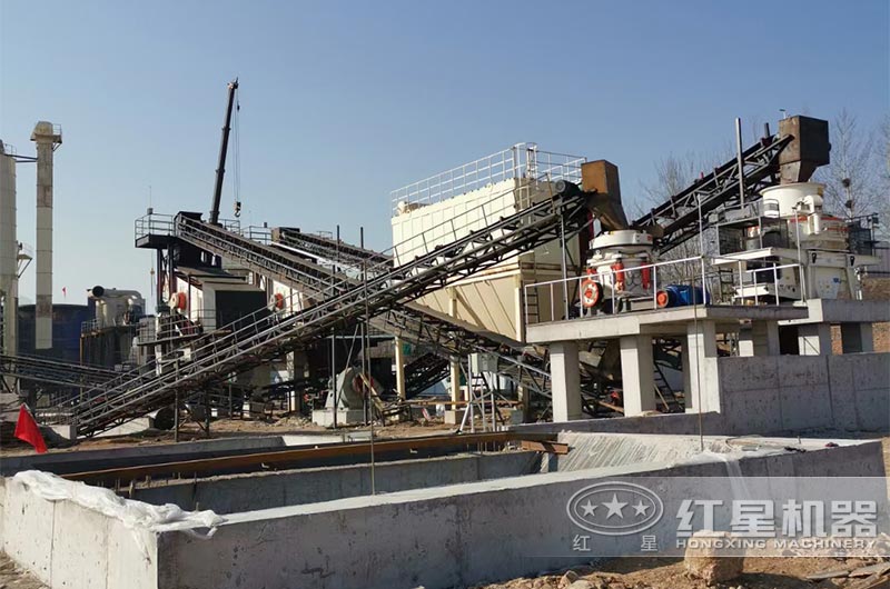 鐵礦石加工現場 鐵礦石加工現場