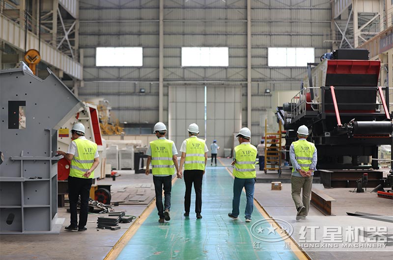 客戶參觀反擊破生產(chǎn)車間 客戶參觀反擊破生產(chǎn)車間